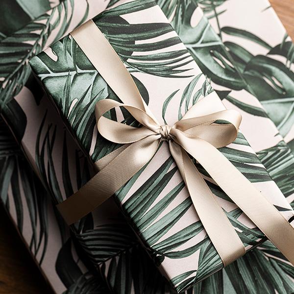 Presentpapper 3681 Palm Leaves Green 55cm x 100m