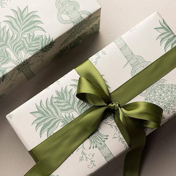 Presentpapper 3685 Tropical Green 55cm x100m Utgående