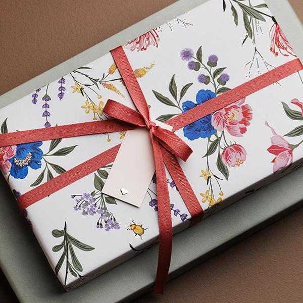 Presentpapper 3693 Avenue Des Fleurs Beige 55cm x100m