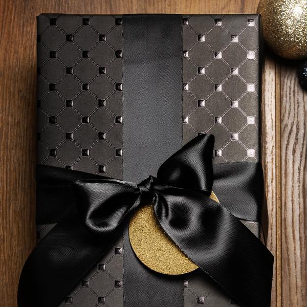 Presentpapper  6434 Black Diamond 55 cm x 100 m