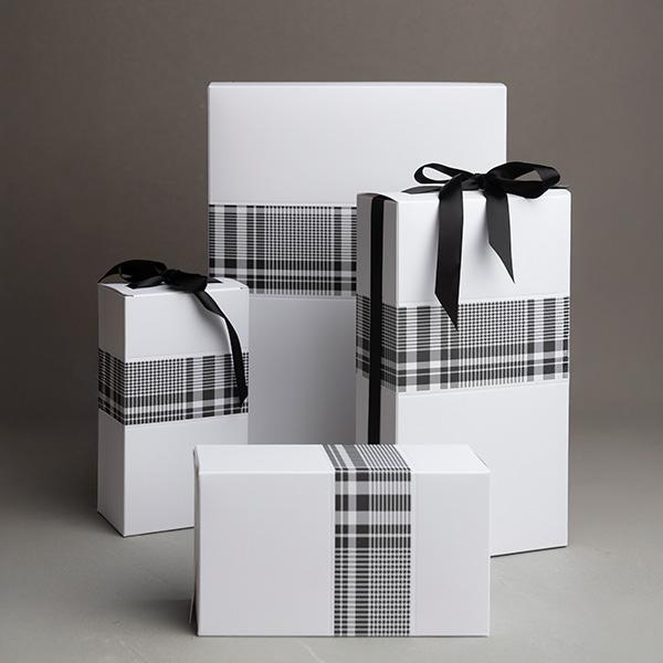 Giftbox White/checkered Top Closure M